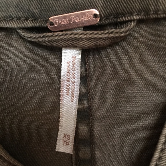 ▫️FREE PEOPLE Ruffle Detail Jacket - Picture 10 of 12